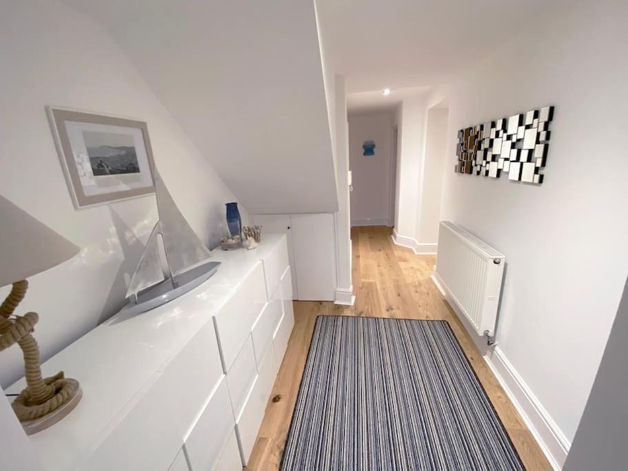 Central Llandudno, Private Parking Near To Beach, Pier & Shops Bagian luar foto