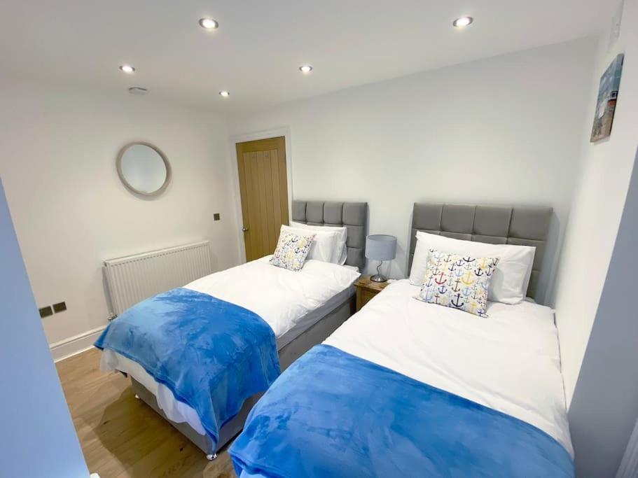 Central Llandudno, Private Parking Near To Beach, Pier & Shops Bagian luar foto